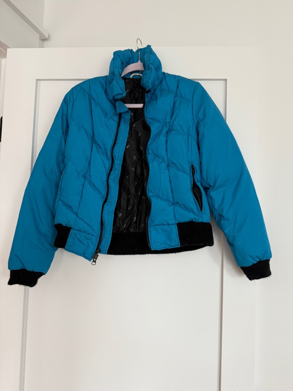 CB Sports Cropped Puffer Jacket - Picture 2 of 6
